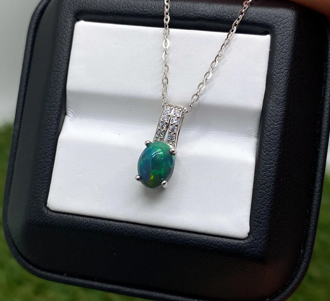 Opal Ethiopian natural gemstone Necklace, silver 925, gold plated, 45.72 cm